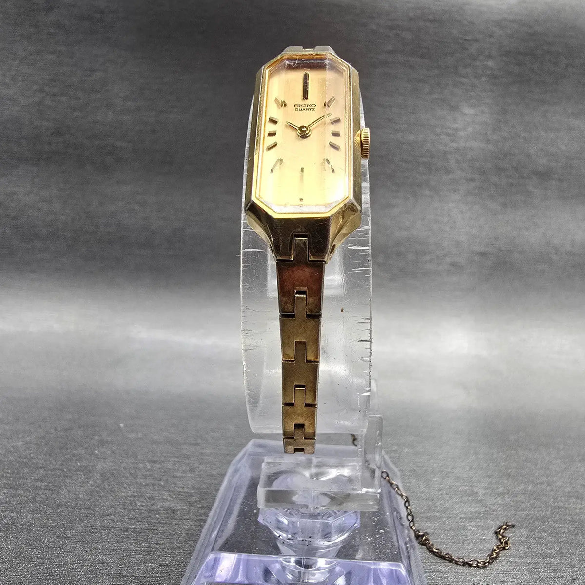 Seiko Watch Women 13mm Gold Dial Gold Tone Rectangle 1320-5940 New Battery JP5
