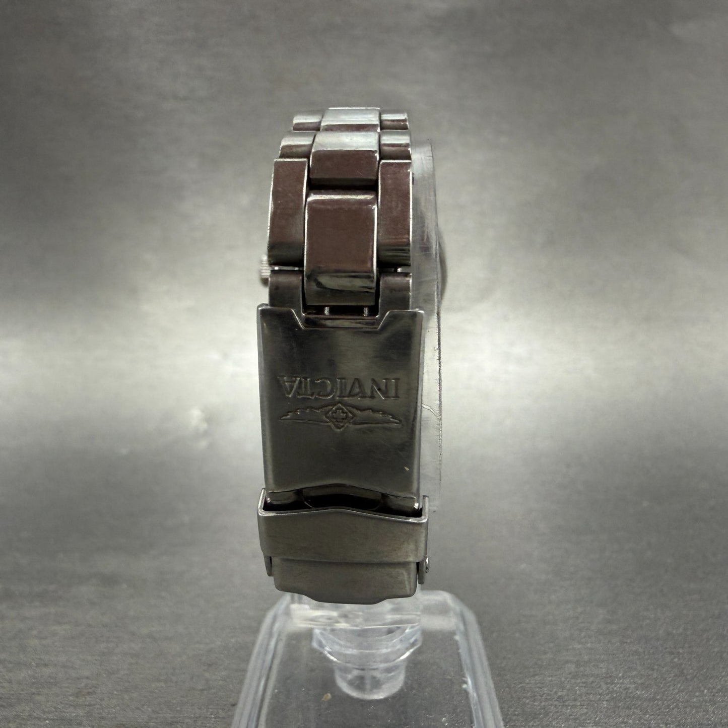 Invicta Dive Watch Women 27mm White Dial Steel Date Coke 7061 Round New Batt7