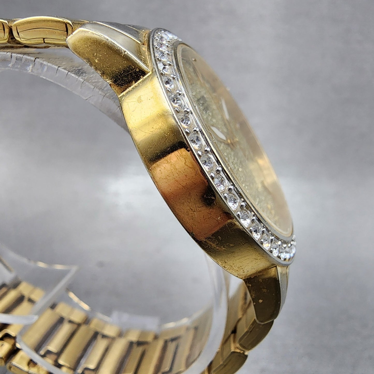 Citizen Watch Women 35mm Gold Dial Gold Tone Round EL302257P New Battery3