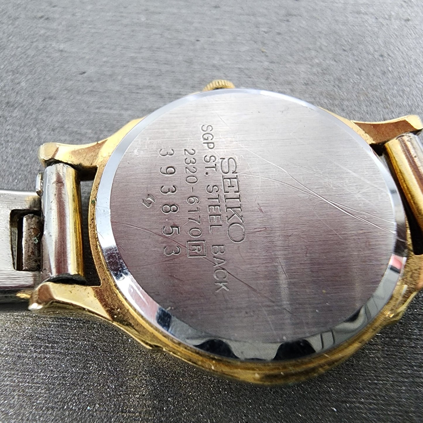 Seiko Watch Women 23mm White Dial Two Tone Round 23206170 New Battery VTG10