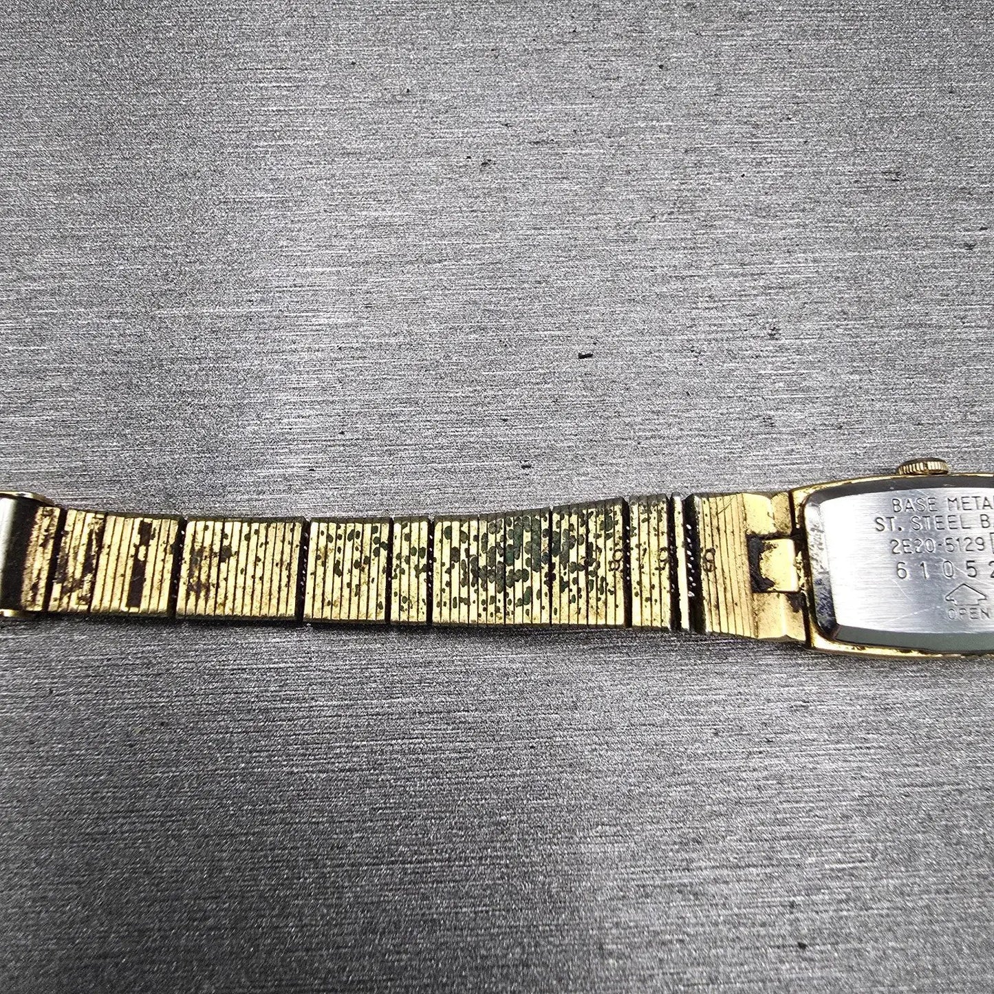 Seiko Watch Women 12mm Gold Dial Gold Tone Rectangle 2E20-5129 New Battery VTG10