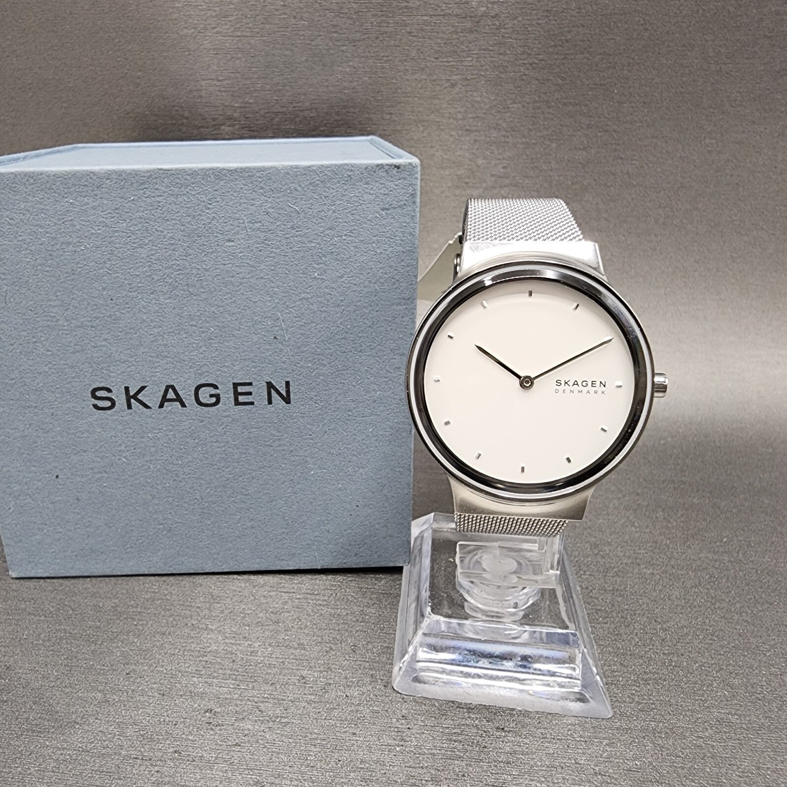 Skagen Freja Watch Women 34mm White Dial Steel Round Mesh Band SKW2823 NWT0