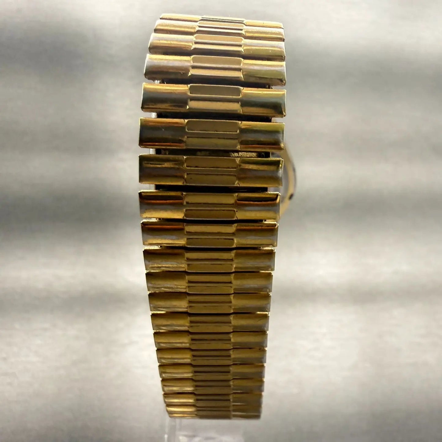 Citizen CQ Watch Men 35mm Gold Dial Gold Tone Daydate Round 6100-S24876 New Batt7