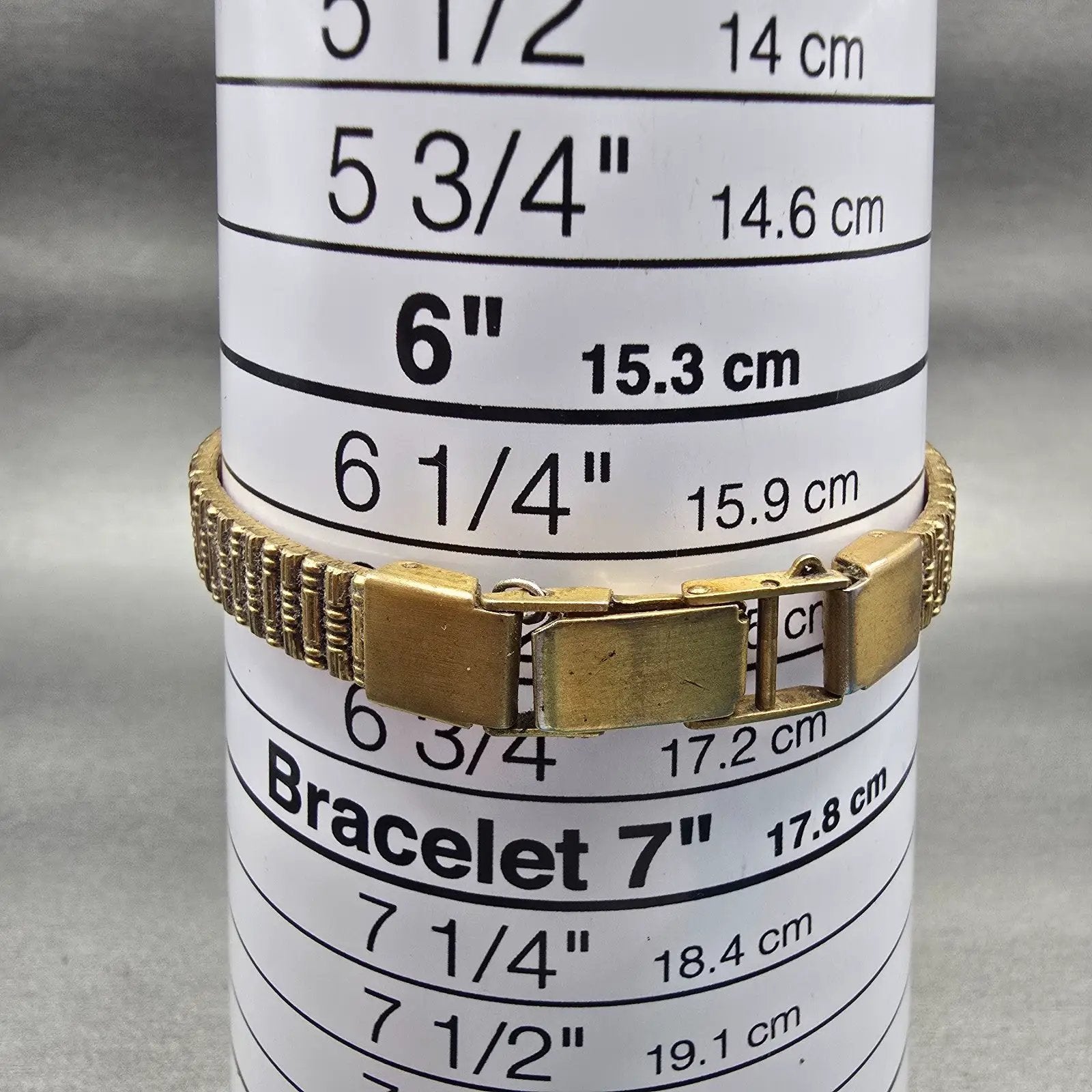 Seiko Watch Women 17mm Gold Dial Gold Tone Oval 2Y01-5C19 New Battery Vintage9