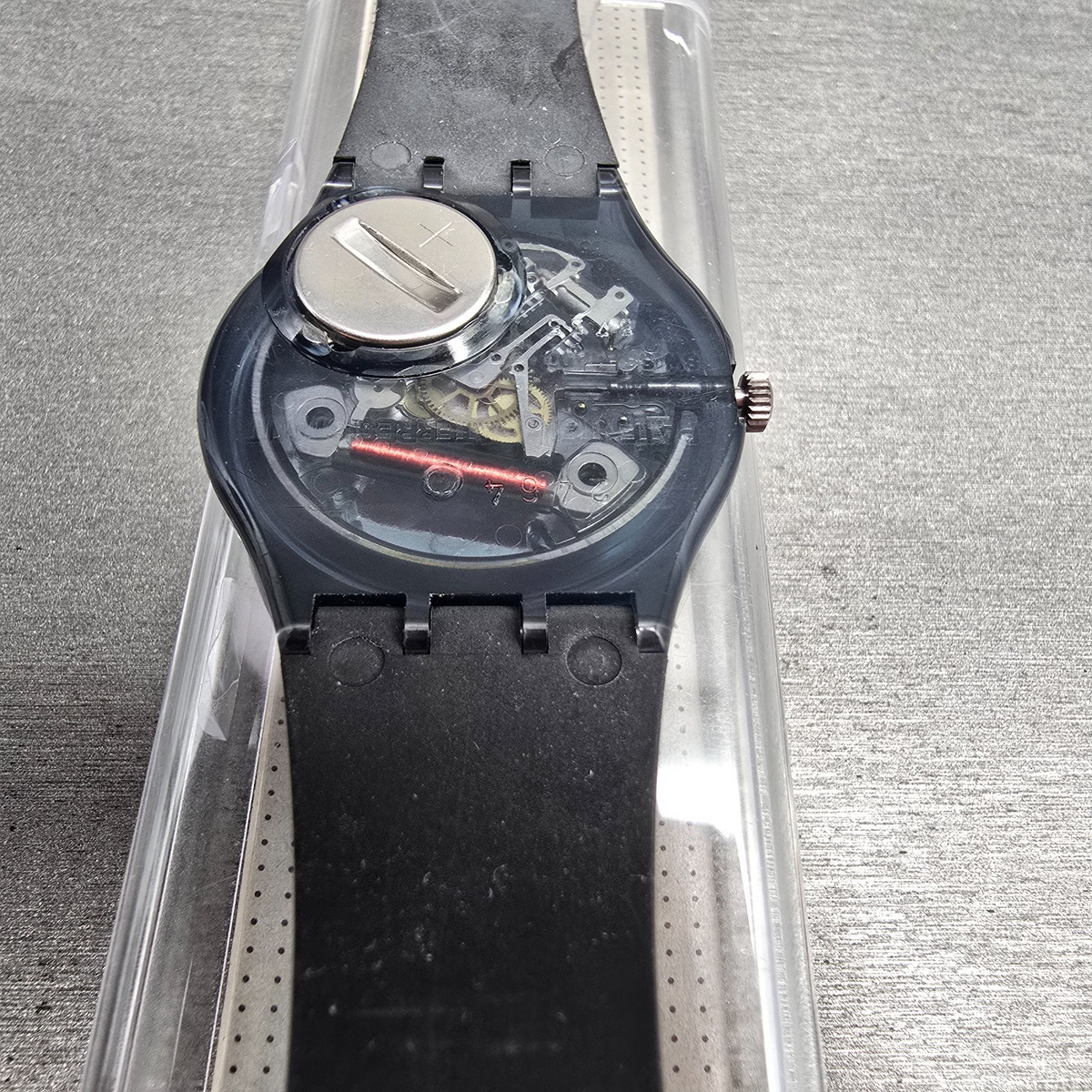 Swatch Nüni Watch Men 34mm Silver Dial Black Tone Round GM108 New Battery NOS14