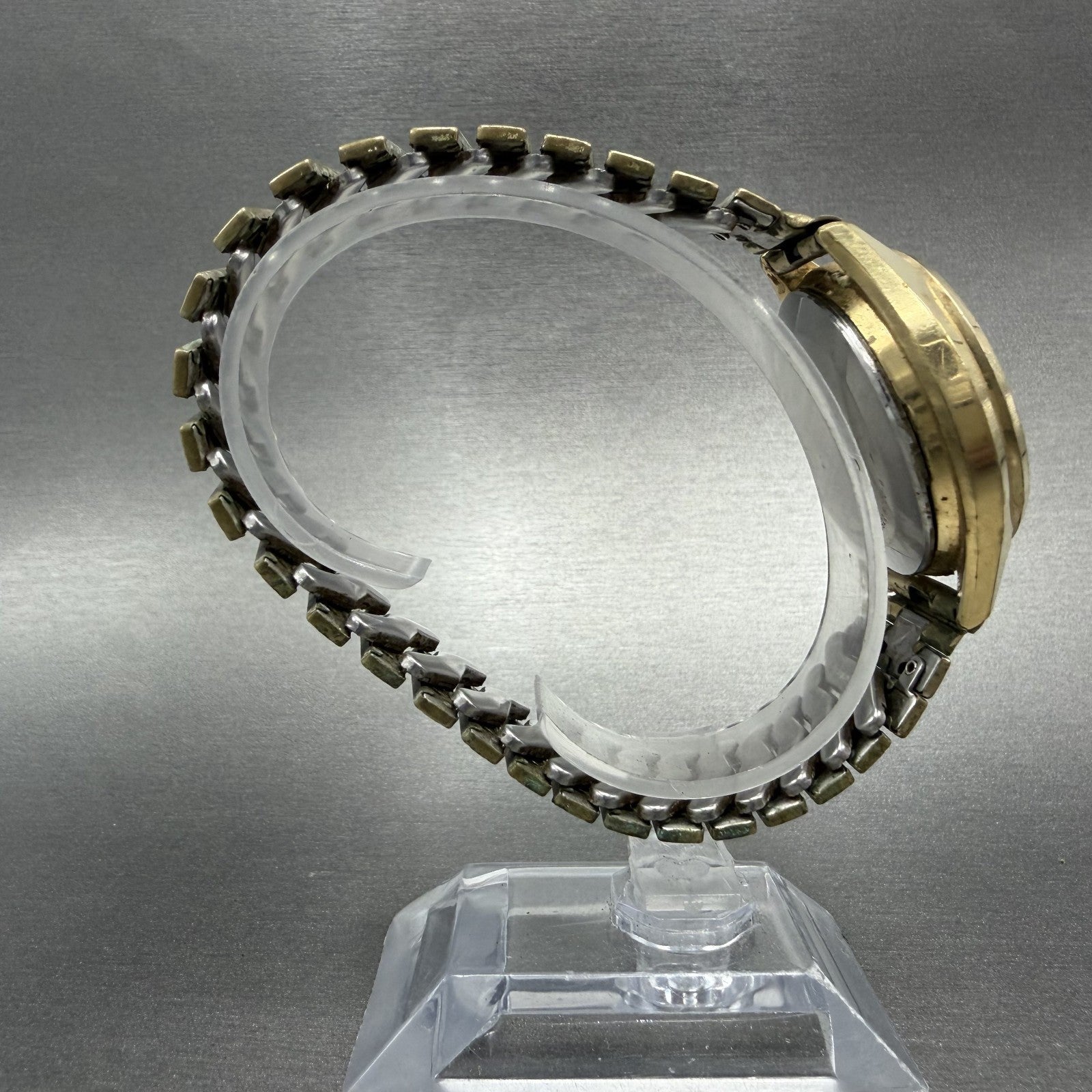 Seiko QZ Watch Men 36mm Silver Dial Gold Tone Date Round 0922-8000 PARTS9