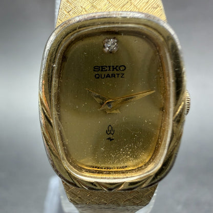 Seiko Tank Watch Women 16mm Champagne Dial Gold Tone Rectangle 16-5449 New Batt1