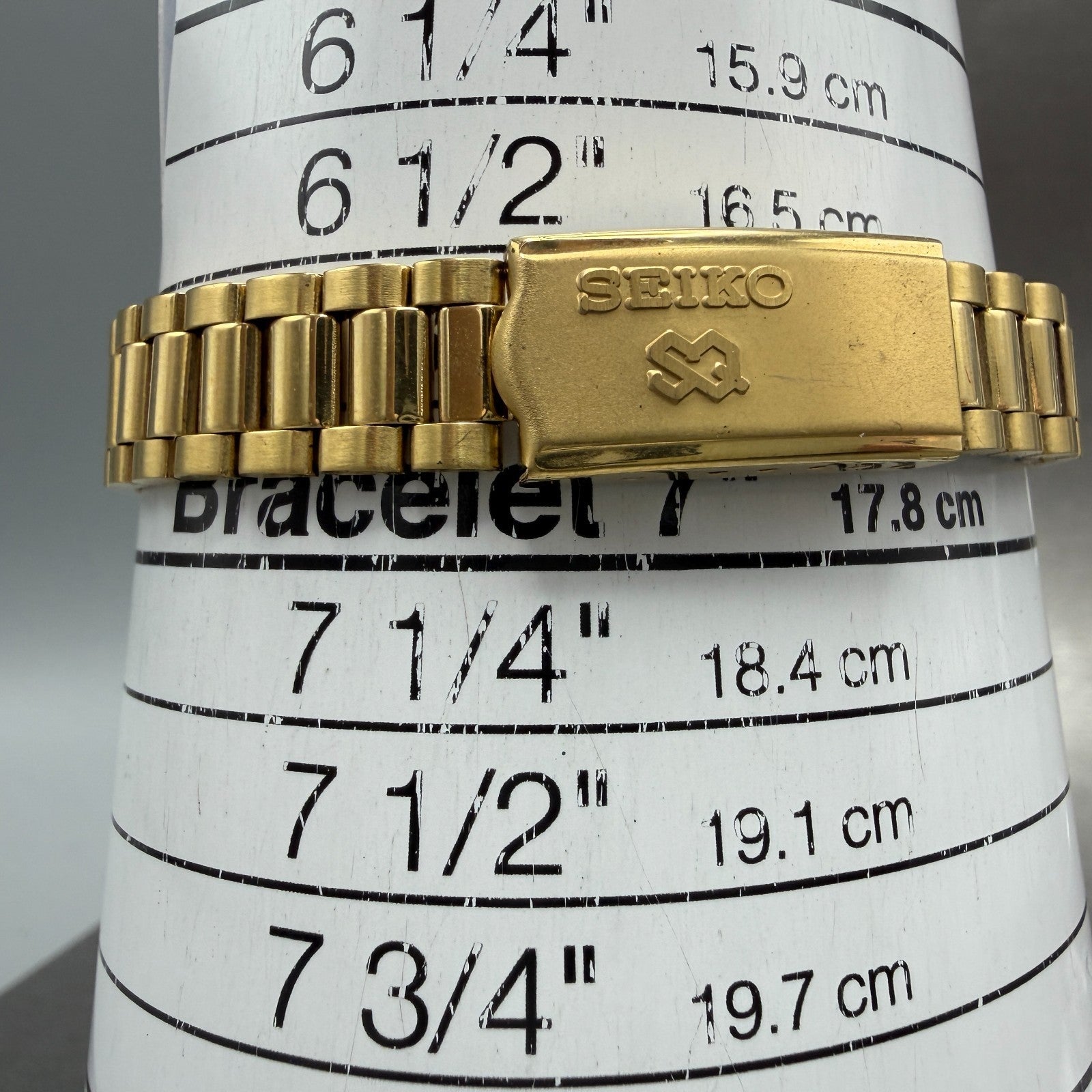 Seiko SQ Watch Women 24mm Champagne Dial Gold Tone Daydate 3e23-0a69 New Battery10