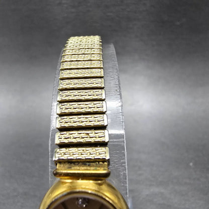 Wittnauer QWR Watch Women 17mm Gold Dial Gold Tone Oval New Battery VTG4