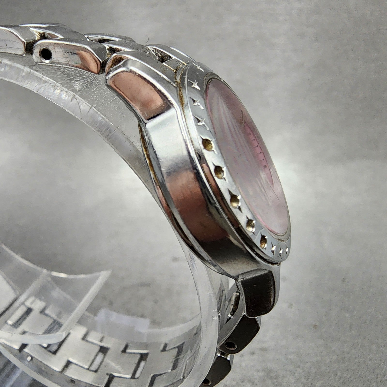 Citizen EcoDrive Wicca Watch Women 25mm Pink Dial Silver Tone Date Round Runs3
