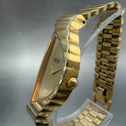 Seiko Halfmoon Watch Women 14mm Gold Dial Gold Tone Asymmetrical New Battery BV52