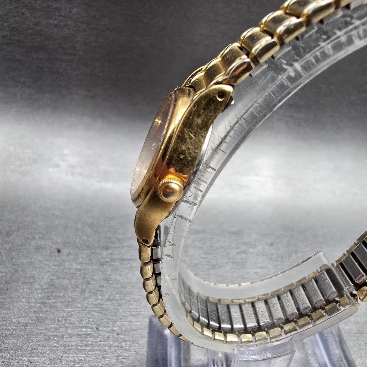 Seiko Watch Women 20mm Gold Dial Gold Tone Round 1N01-0E19 New Battery VTG JP232