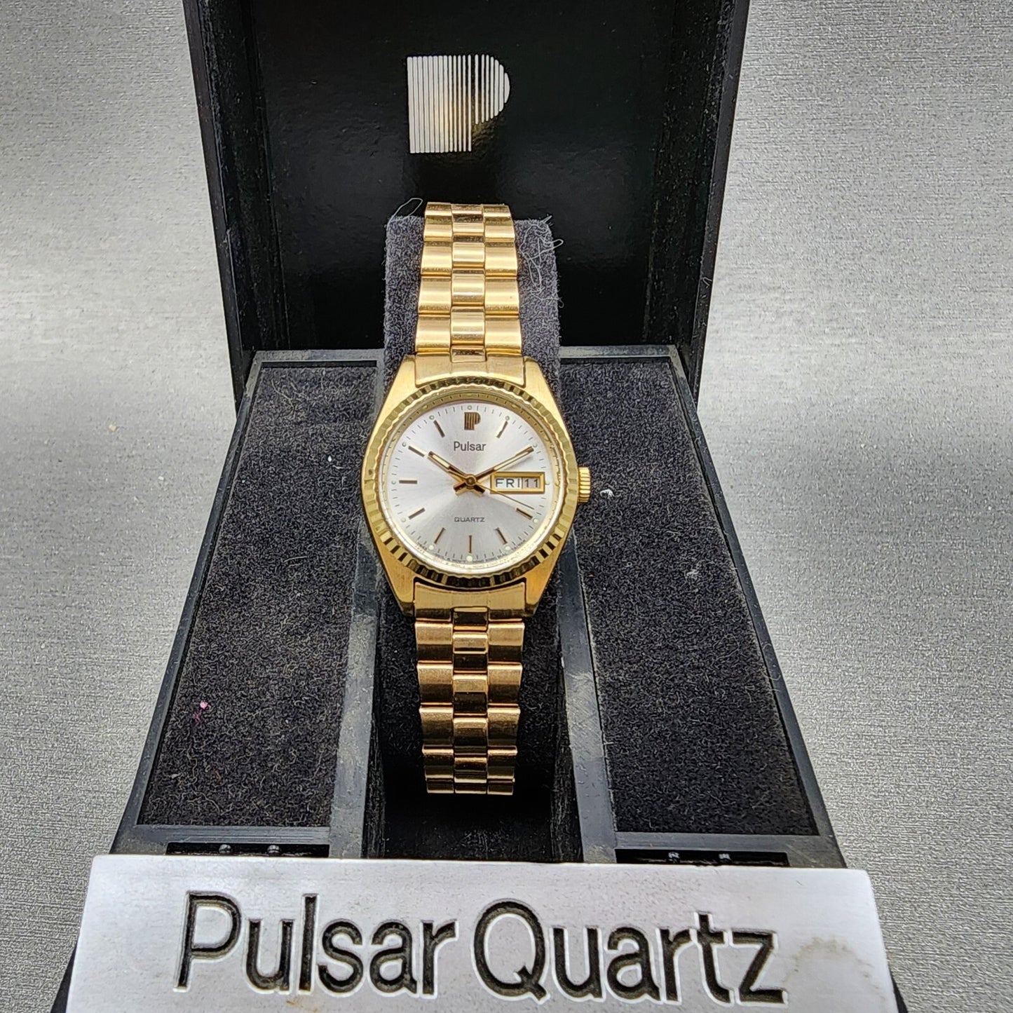 Pulsar President Watch Women 24mm Gold Dial Gold Tone Daydate Round New Batt NOS0