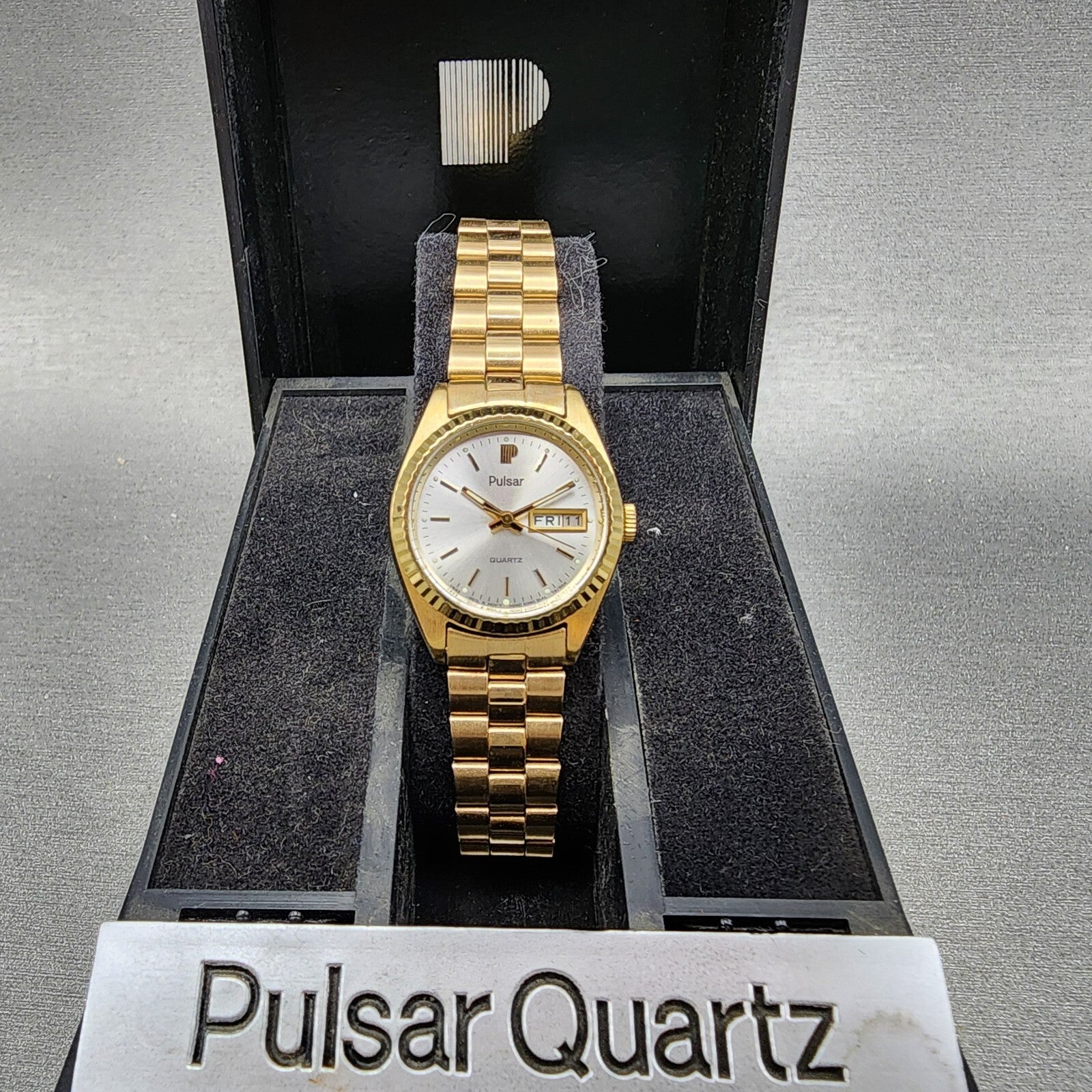 Pulsar President Watch Women 24mm Gold Dial Gold Tone Daydate Round New Batt NOS0