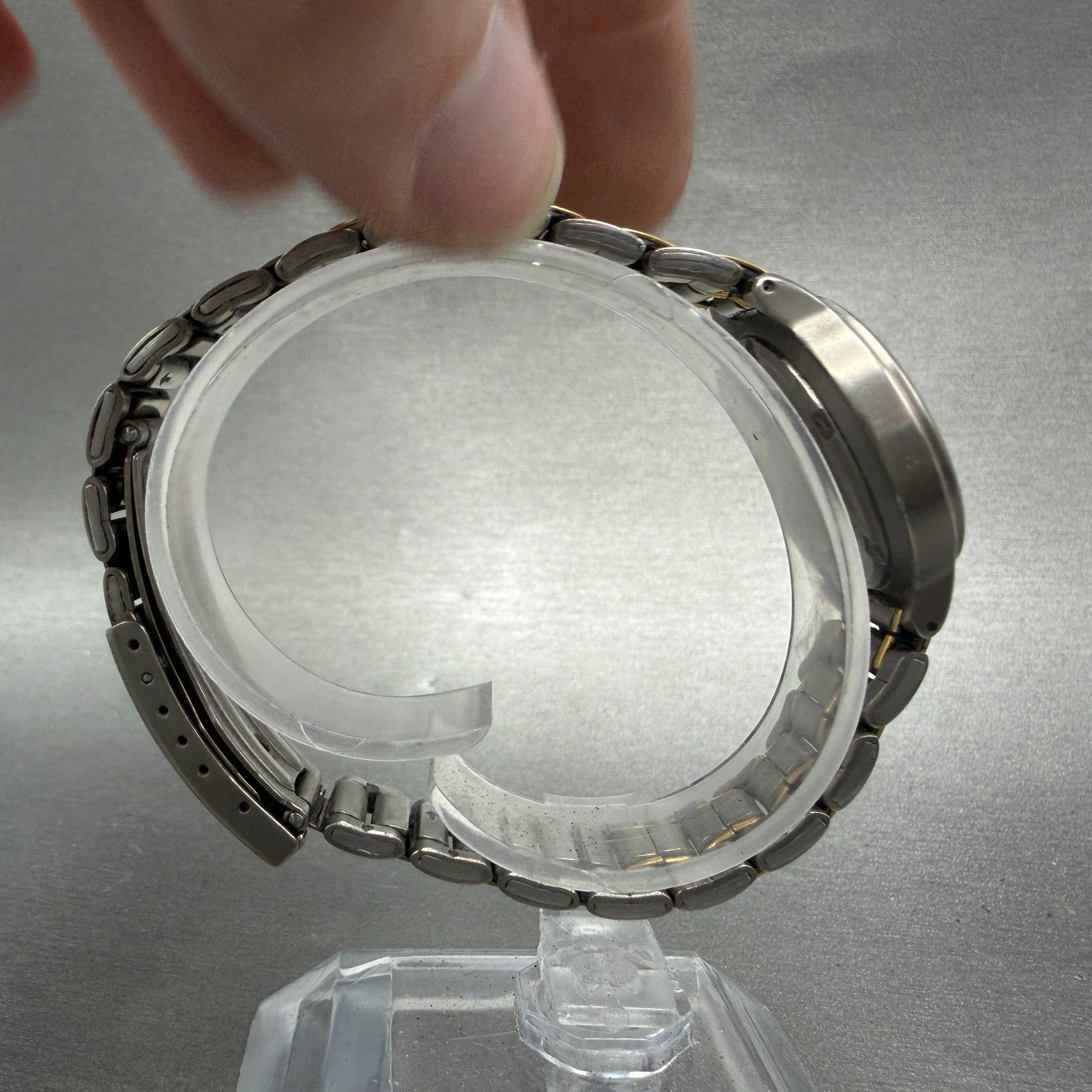 Seiko Watch Women 27mm Silver Dial Two Tone Titanium Date 7N82-0420 New Battery8