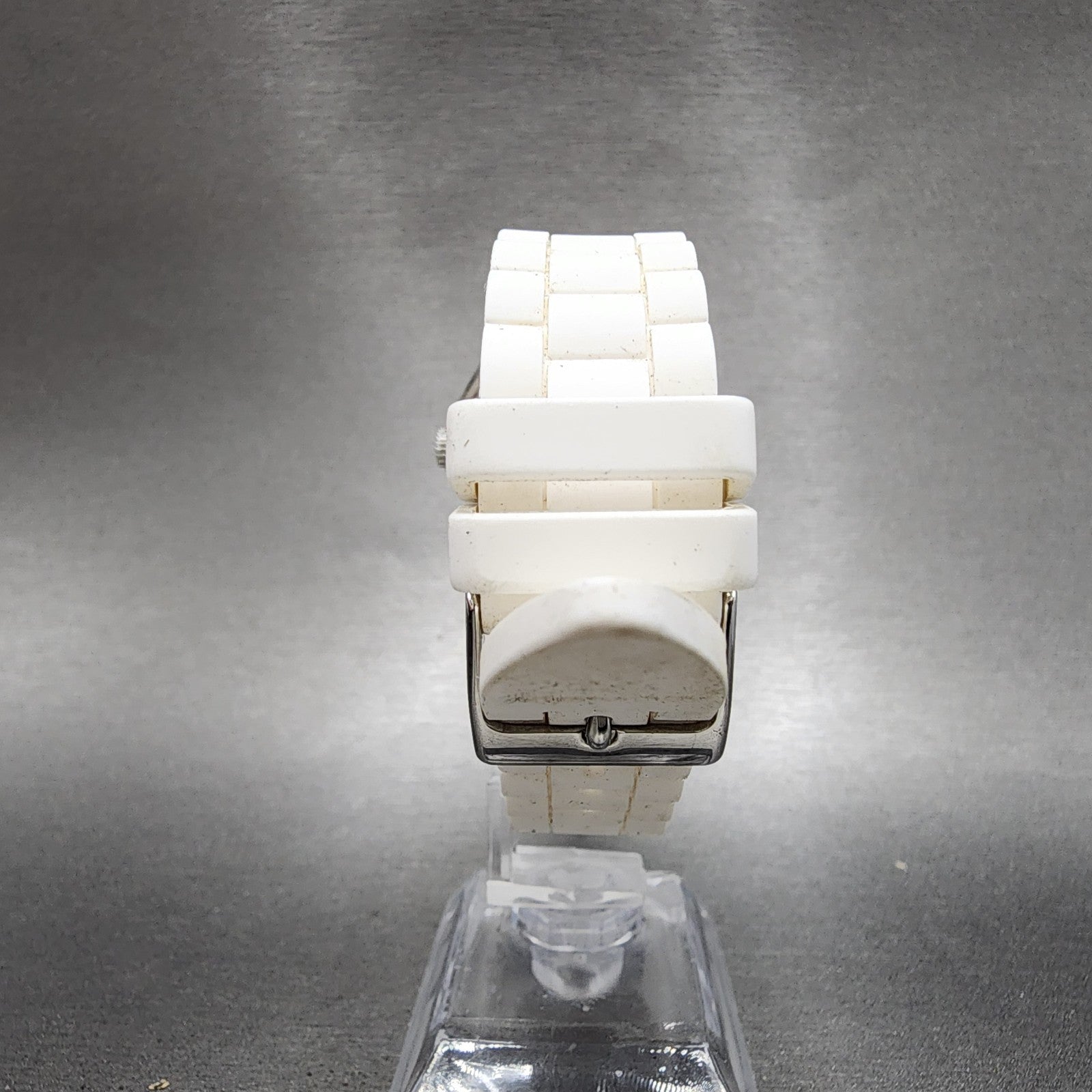 Coach Maddy Watch Women 34mm White Dial Silver Tone Band New Battery8