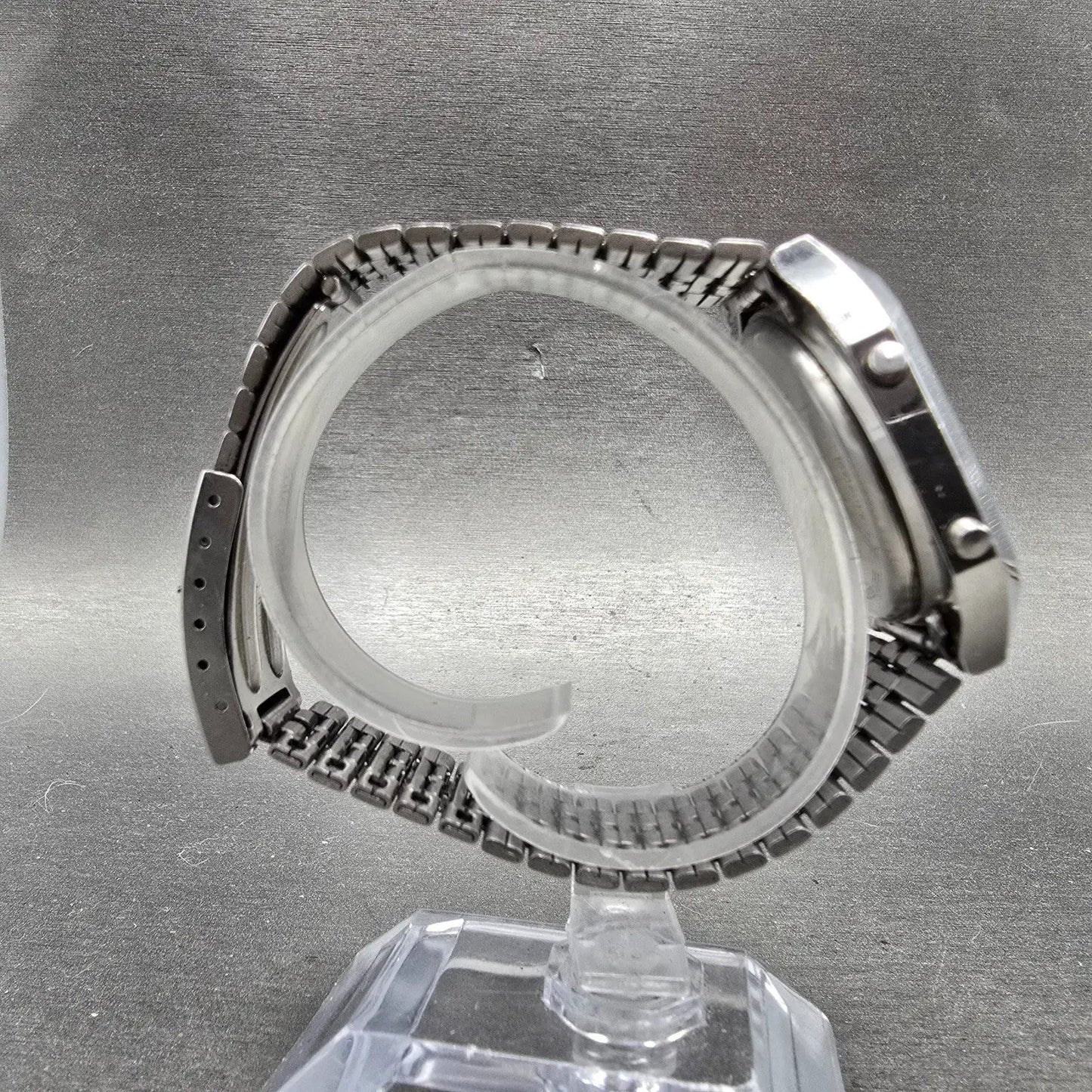 Seiko Digital Watch Men 34mm LCD Silver Alarm Chrono A914-5A09 New battery ABC8