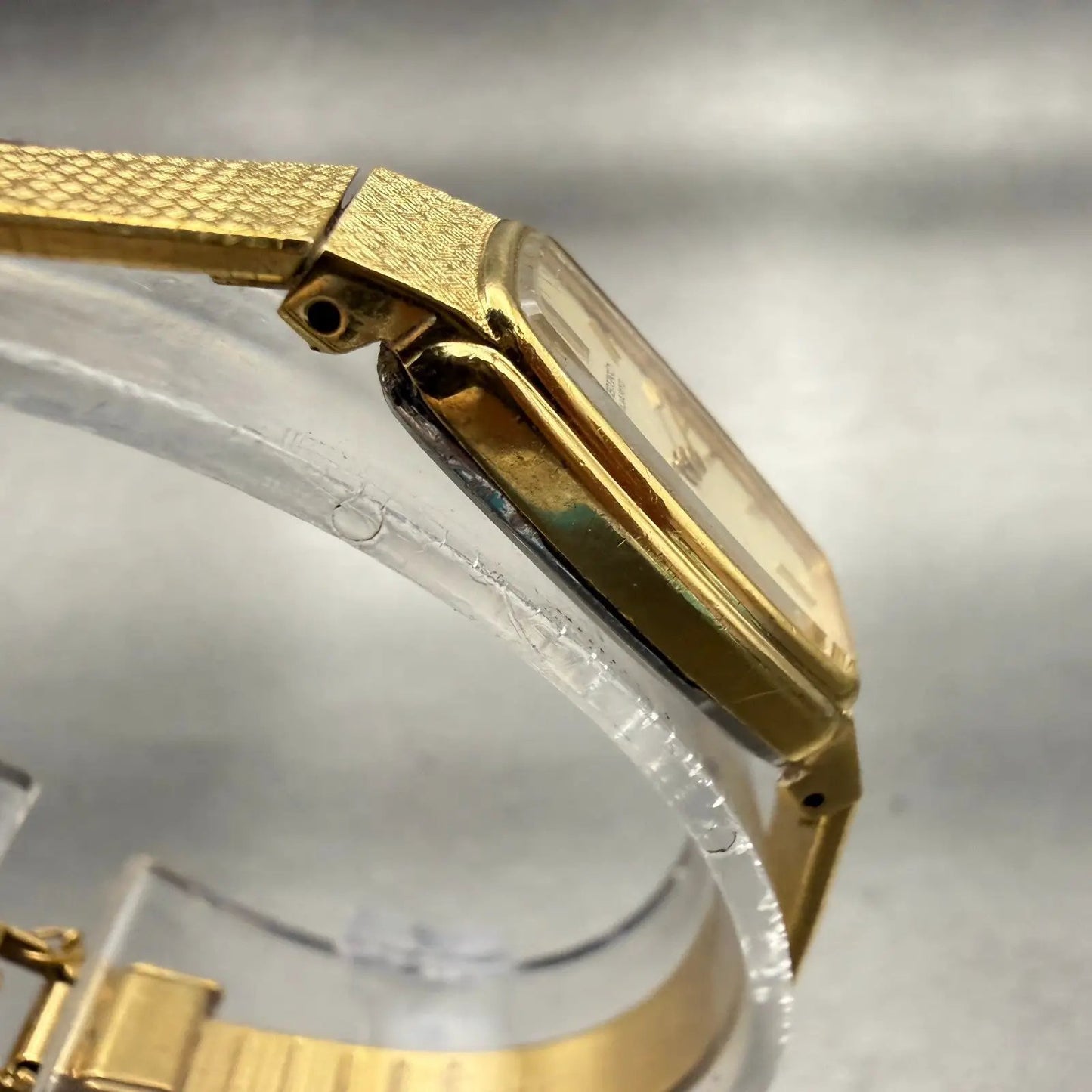 Seiko Watch Women 13mm Champagne Dial Gold Tone Rectangle 2E20-5019 New Battery3