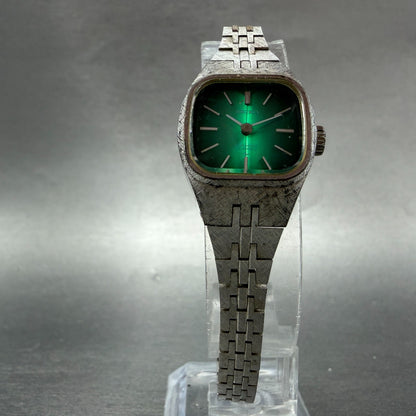 Seiko Special Watch Women 20mm Green Dial Silver Tone Manual 1140-3240 Runs VTG5