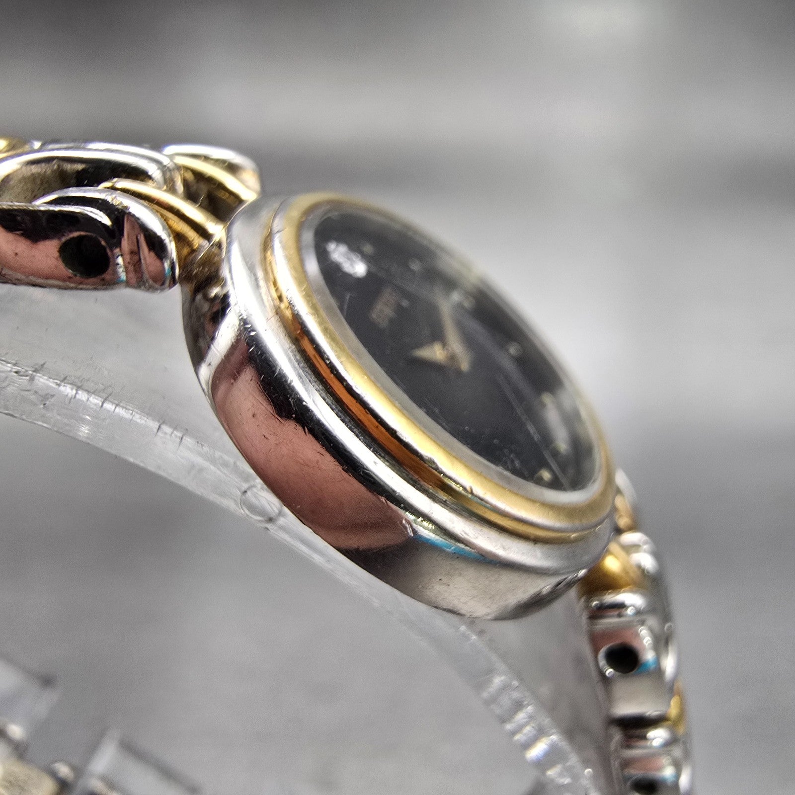 Seiko Watch Women 20mm Black Dial Two Tone Round 1N00-1D99 New Battery Vintage3