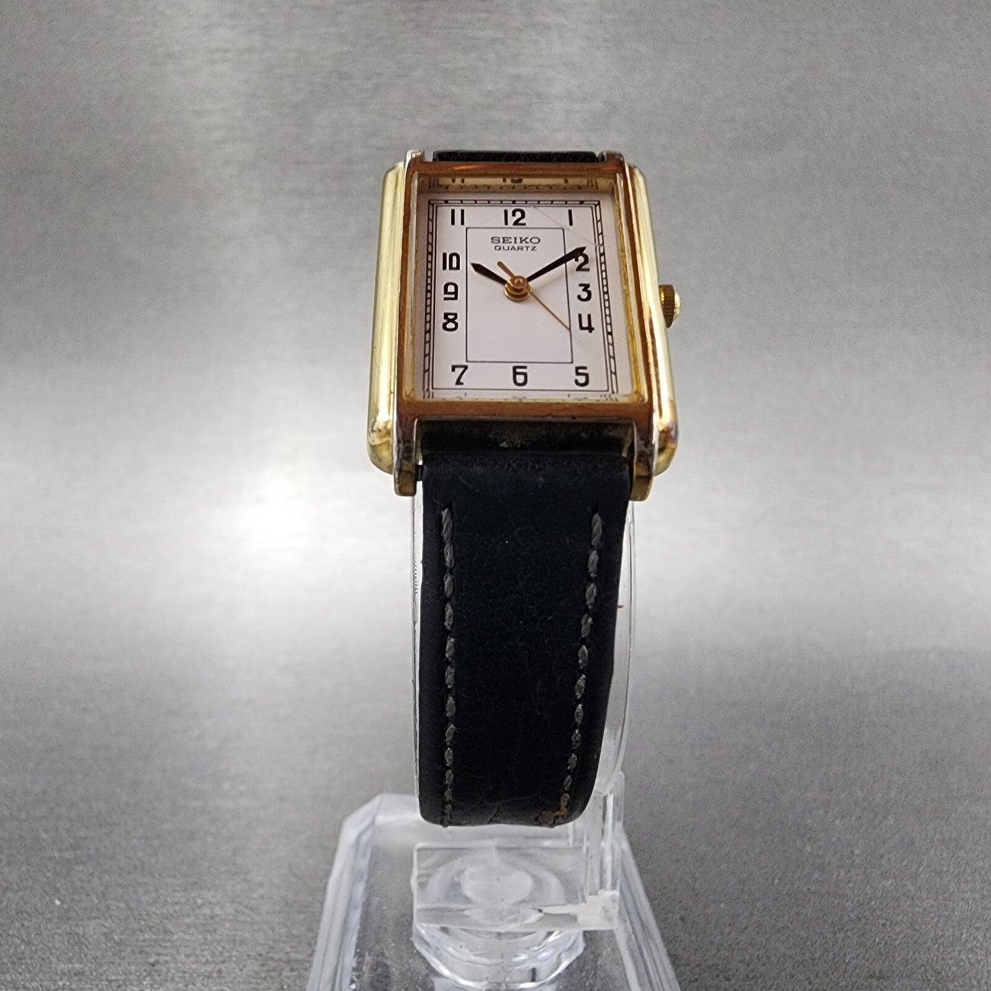 Seiko Tank Watch Women 20mm White Dial Gold Tone Rectangle 2Y015B09 New Battery5