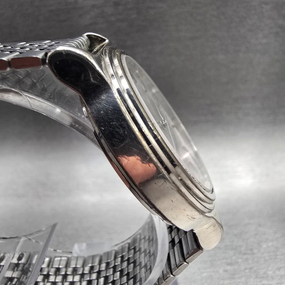 Seiko Alba Watch Men 34mm Silver Dial Silver Tone Round V721-6A90 New Battery3