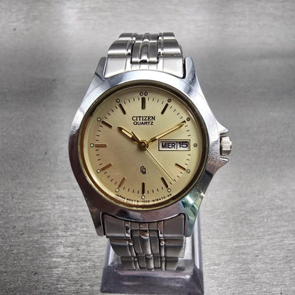 Citizen CQ Watch Women 27mm Champagne Dial Silver Tone 1002-B00632 New Battery0