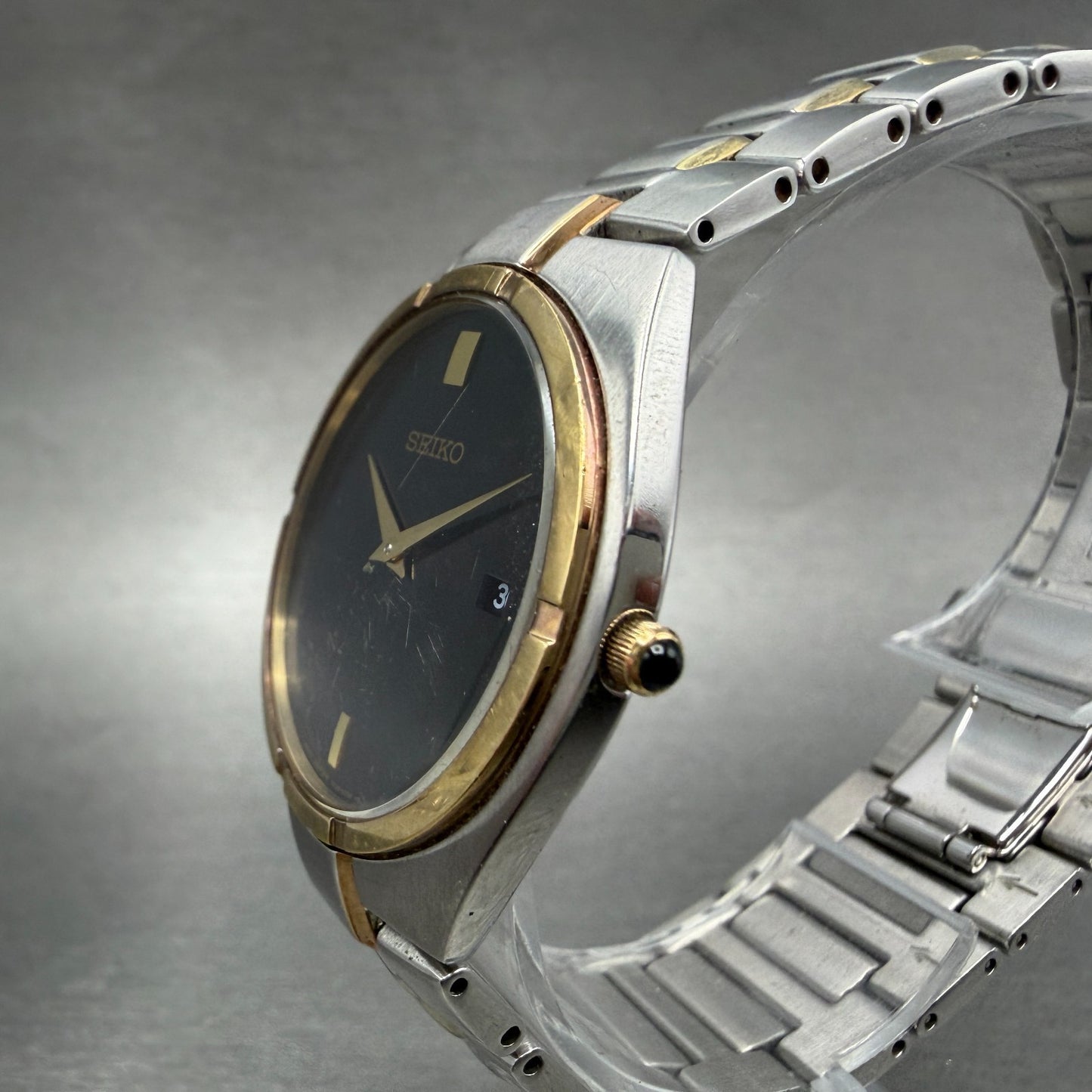 Seiko Watch Men 35mm Black Dial Two Tone Date Round 7N39-08D0 New Battery2