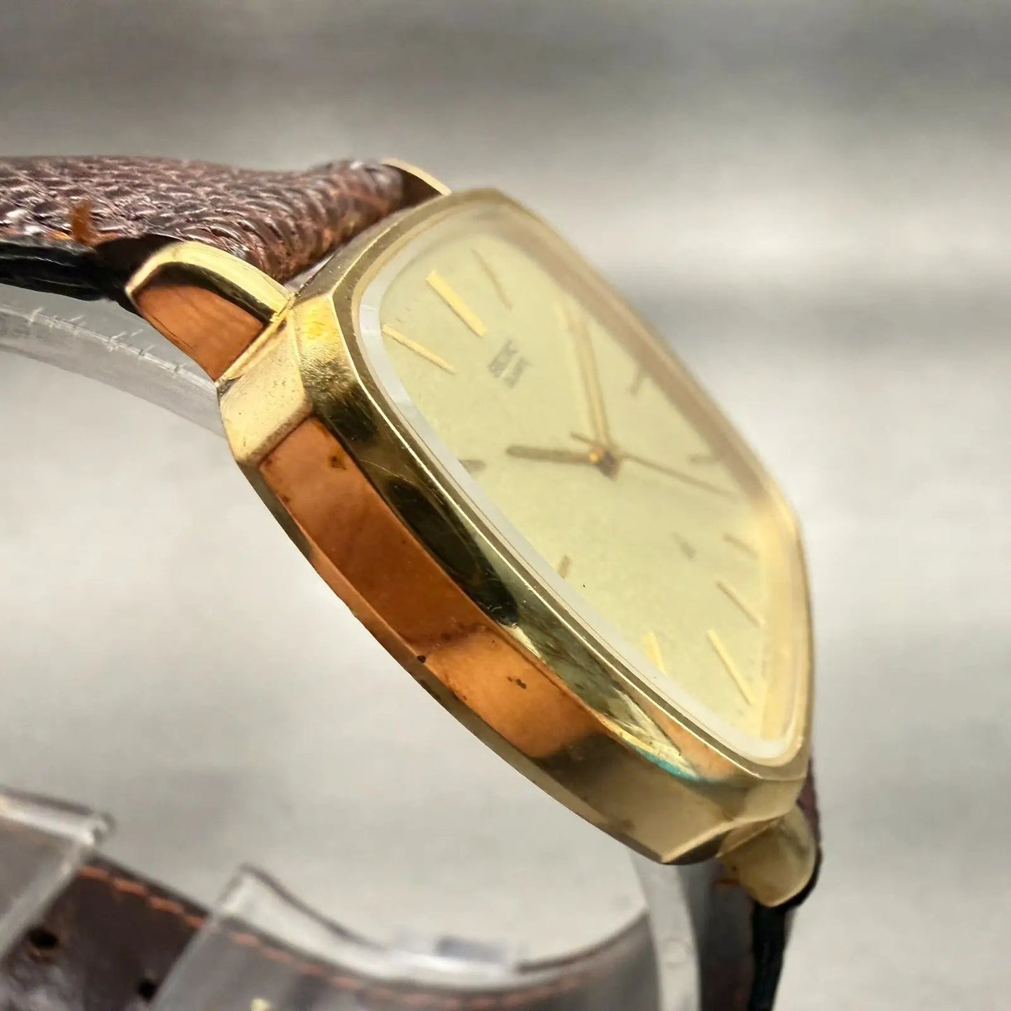 Seiko Watch Men 31mm Champagne Dial Gold Tone Rectangle 5931-5470 New Battery3