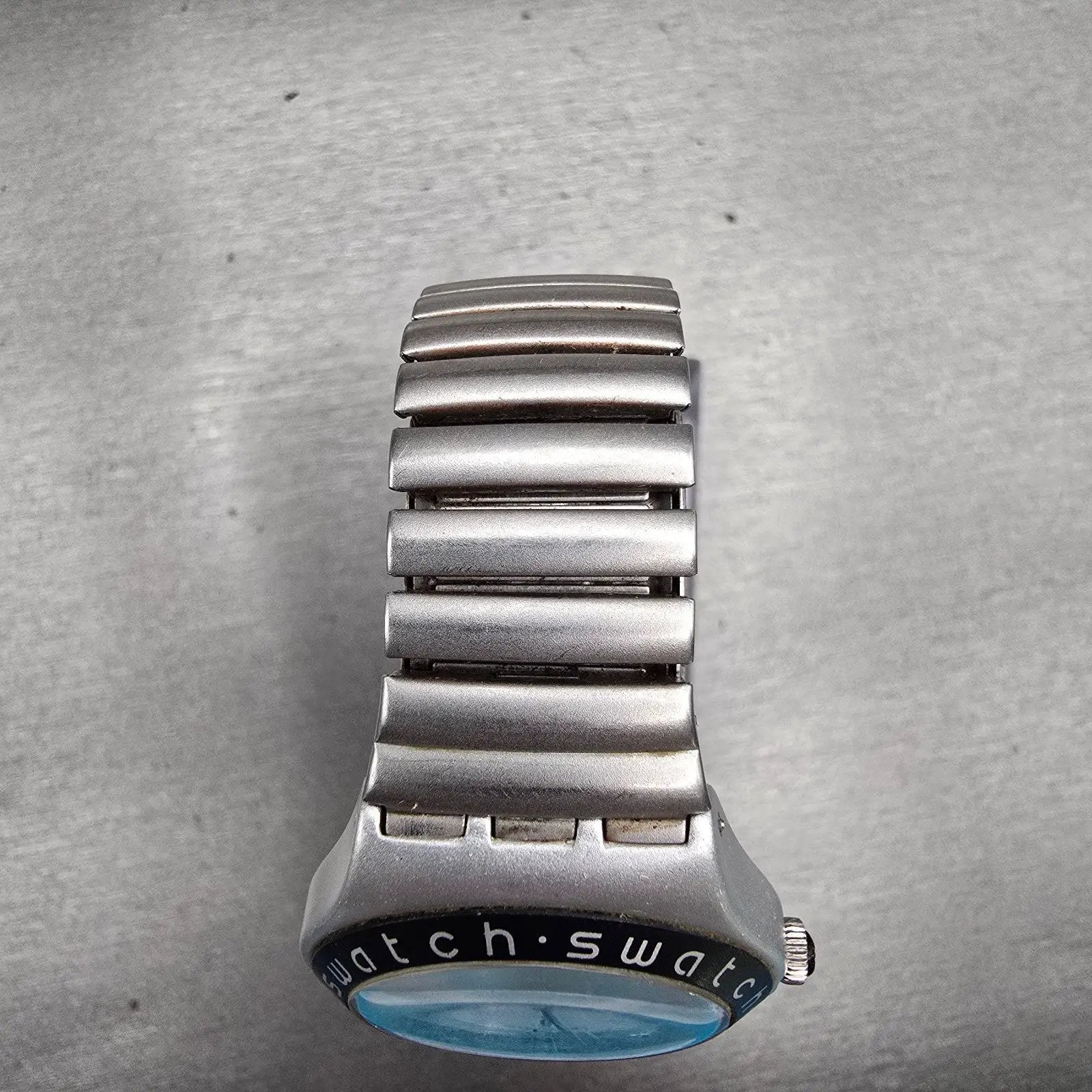 Swatch CONTRAST S Watch Men White Dial Silver Tone Round YLS1004 New Battery4