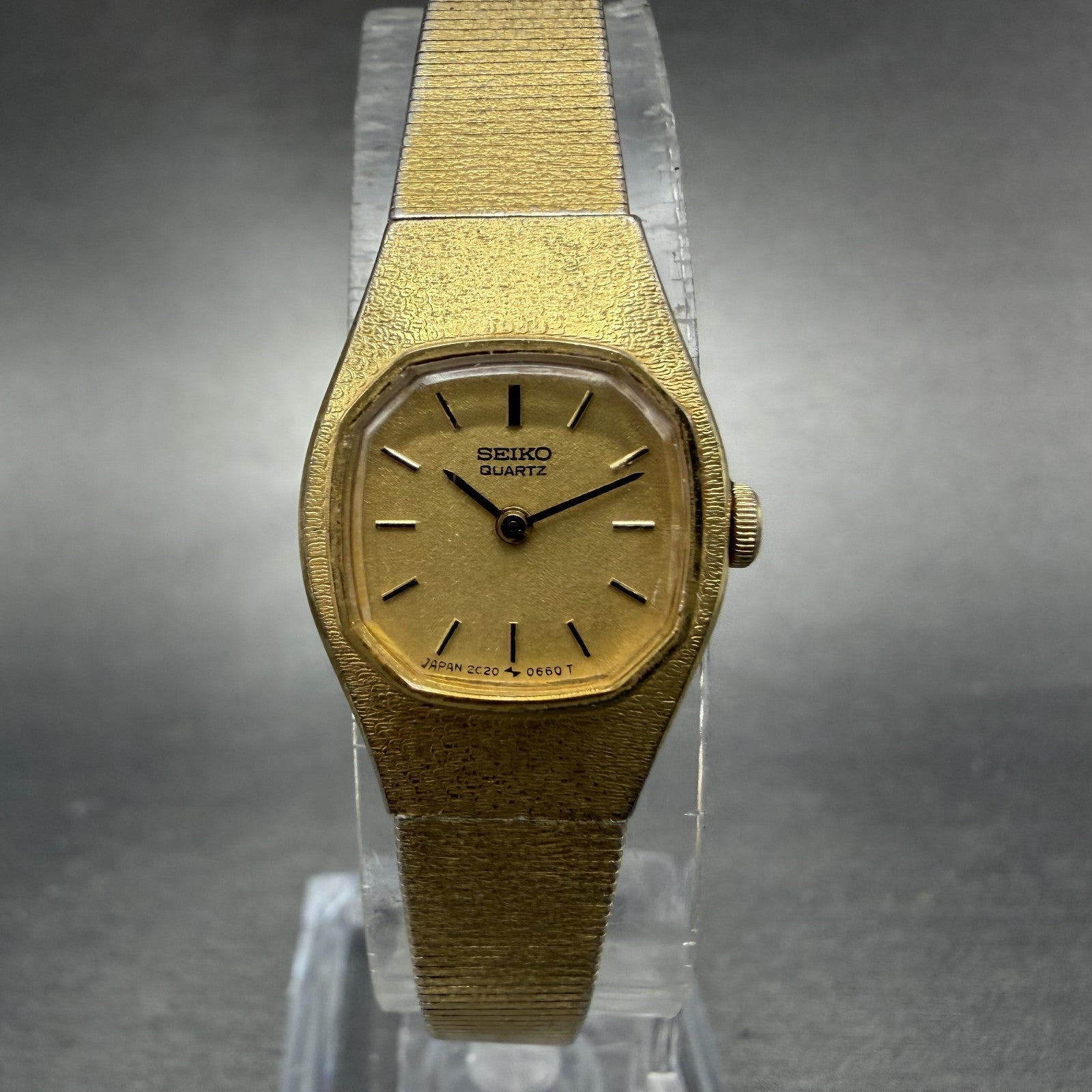 Seiko Watch Women 16mm Champagne Dial Gold Tone Round 2C20-5300 New Battery bcda0
