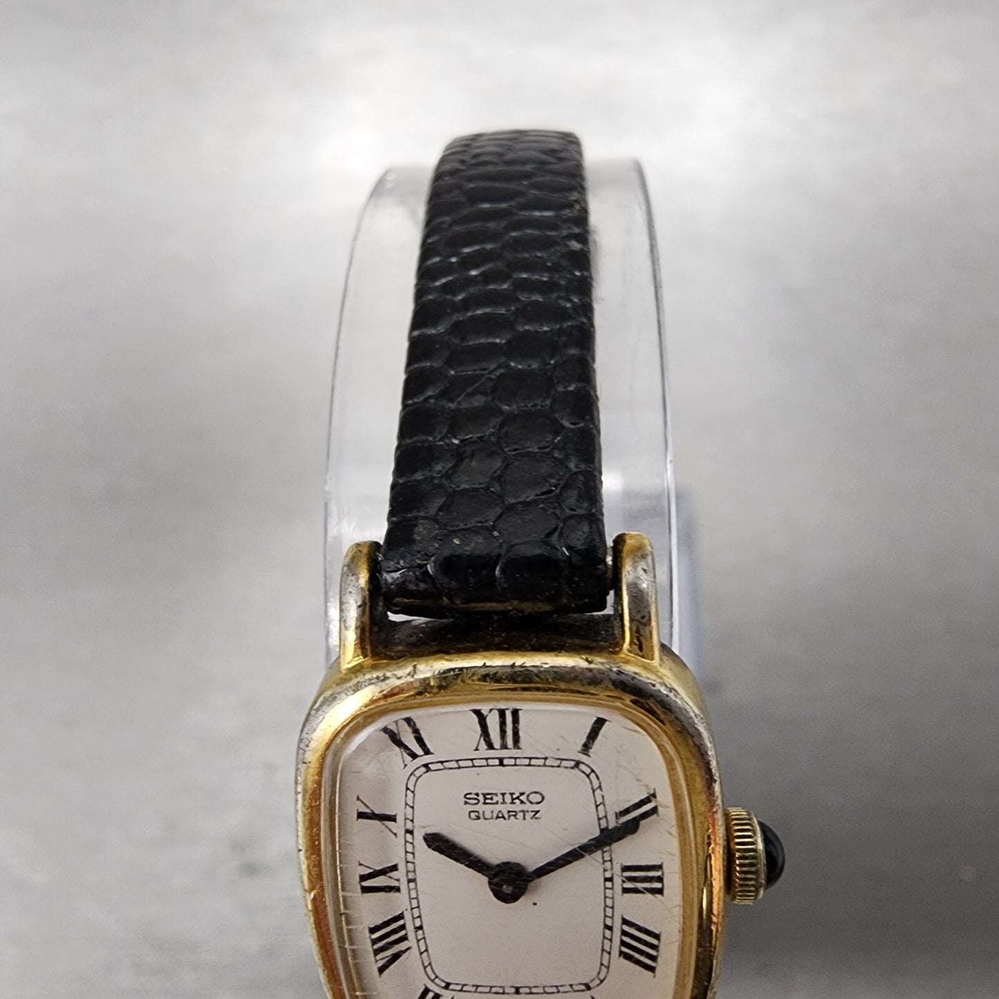 Seiko Watch Women 16mm White Dial Gold Tone Rectangle 14006560 New Battery4