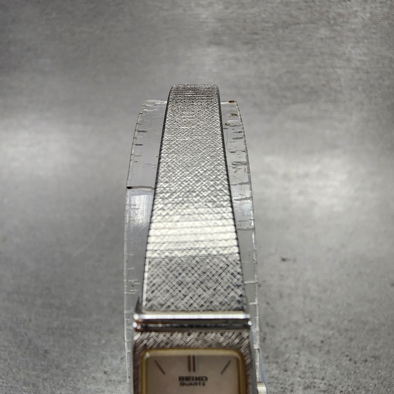 Seiko Tank Watch Women 13mm Silver Dial Silver Tone 13206070 New Battery4