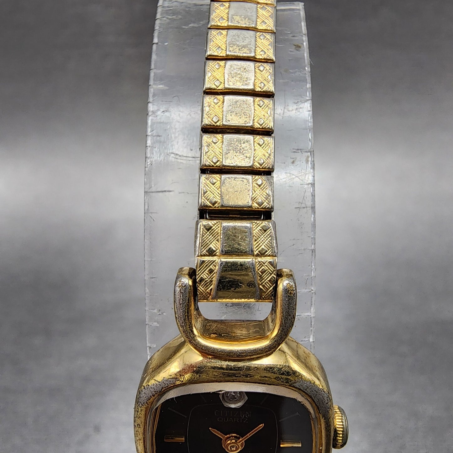 Citizen Seven Watch Women 17mm Black Dial Gold Tone Square 3220-949081 New Batt