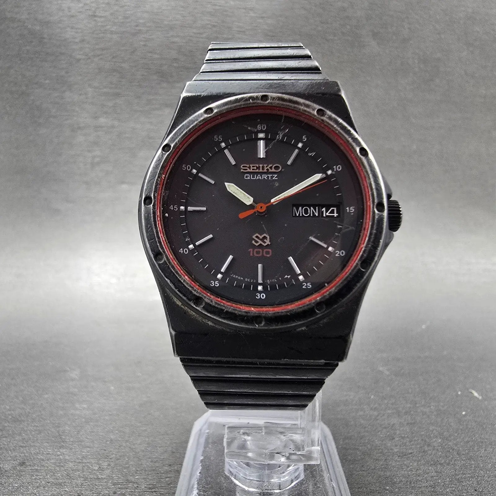 Seiko SQ Watch Men 34mm Black Dial black Tone Daydate Round 8C23-6080 PARTS VTG6