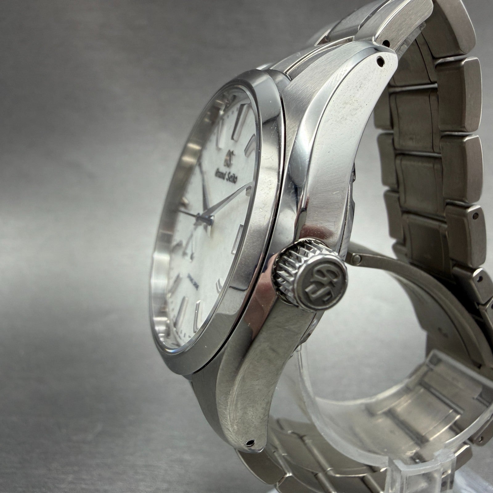 Grand Seiko Snowflake Watch Men 41mm White Dial Titanium Spring Drive SBGA2113