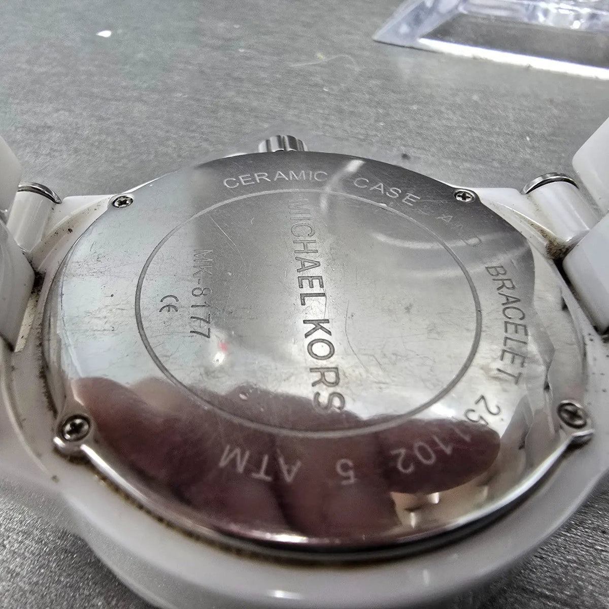Michael Kors Dylan Watch Men 48mm White Dial White Ceramic Date MK8177 New Batt9