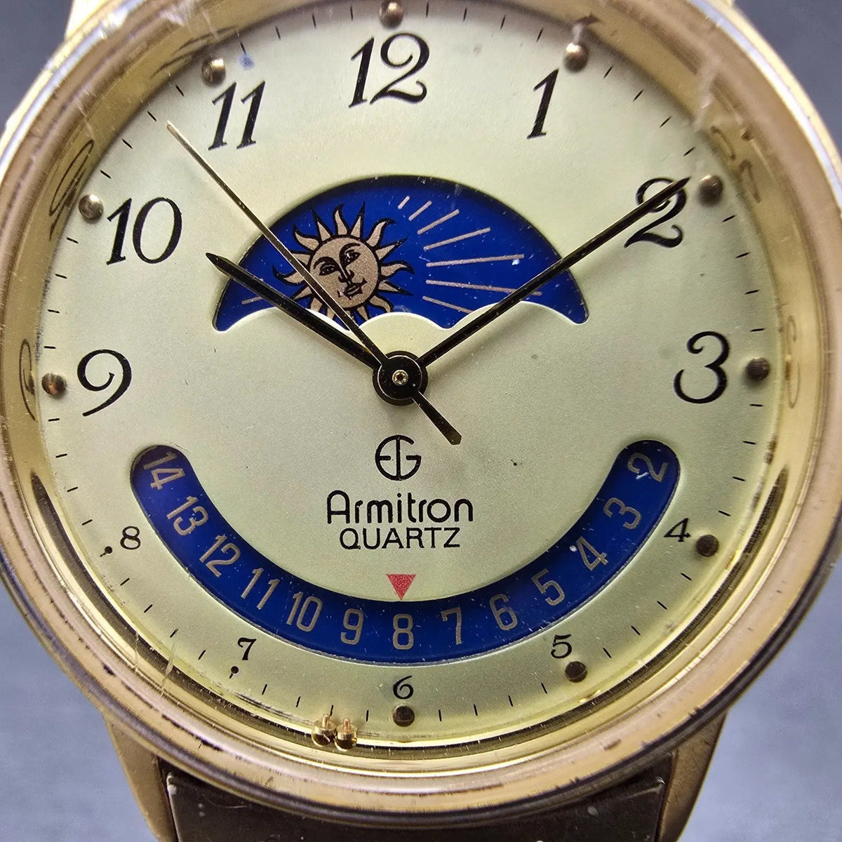 Armitron Day Night Watch Men 32mm Gold Dial Gold Tone Date Round READ!! New Batt1