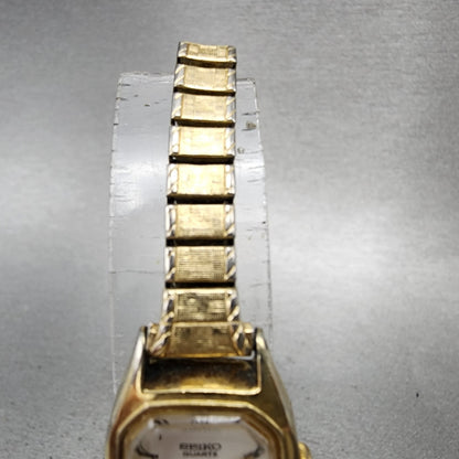 Seiko Tank Watch Women 17mm White Dial Gold Tone 23206559 Roman New Battery4