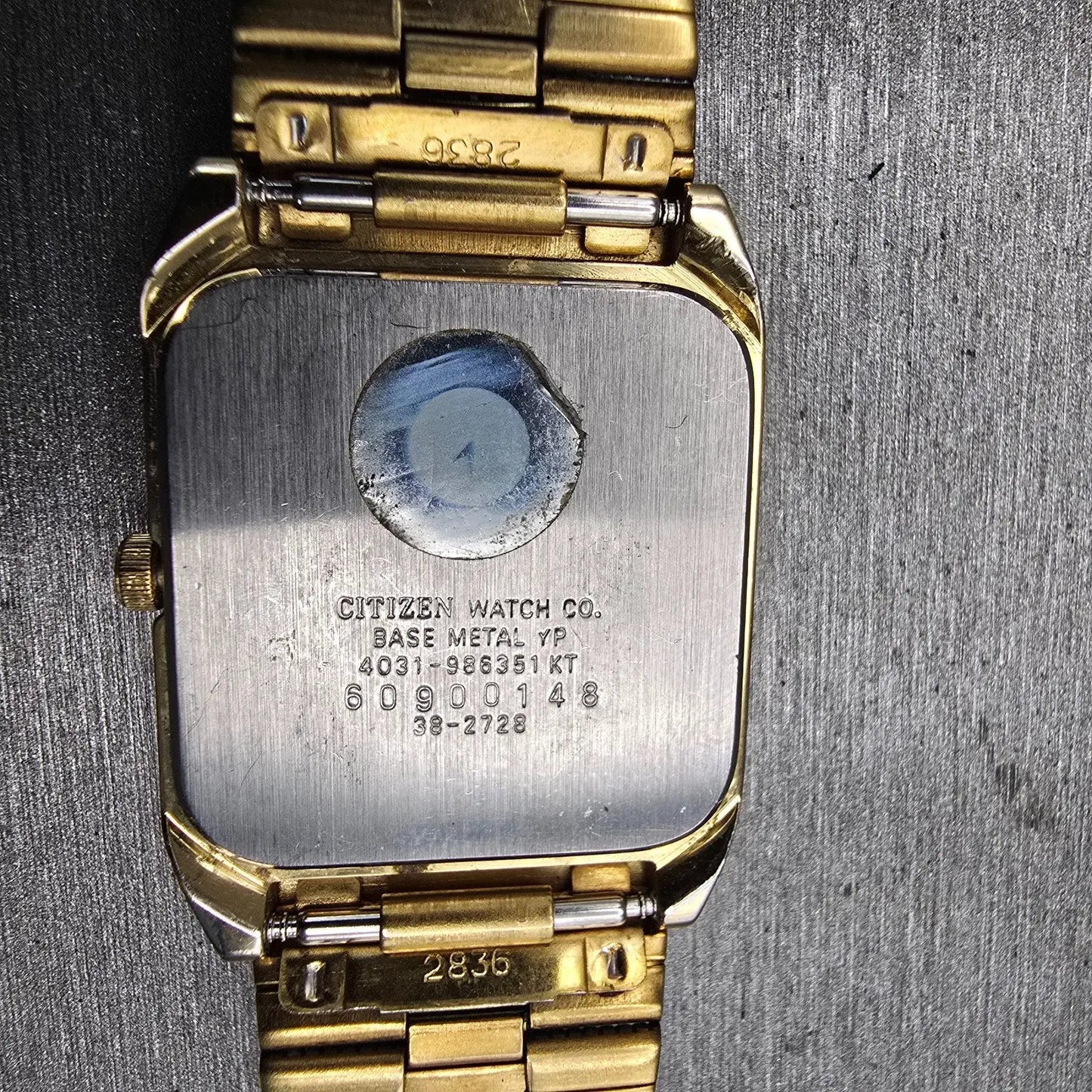 Citizen CQ Watch Men 27mm Gold Dial Gold Tone Rectangle 4031-986351 New Battery10