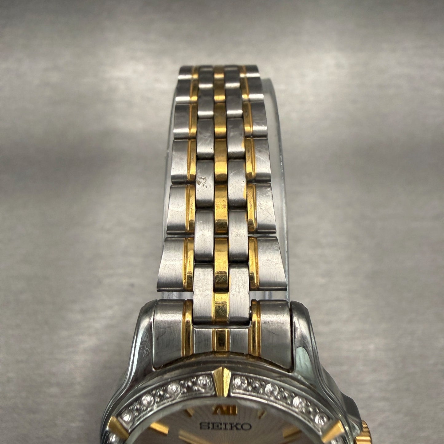 Seiko Watch Women 28mm Silver Dial Two Tone Date Round 6N22-00G0 New Battery4