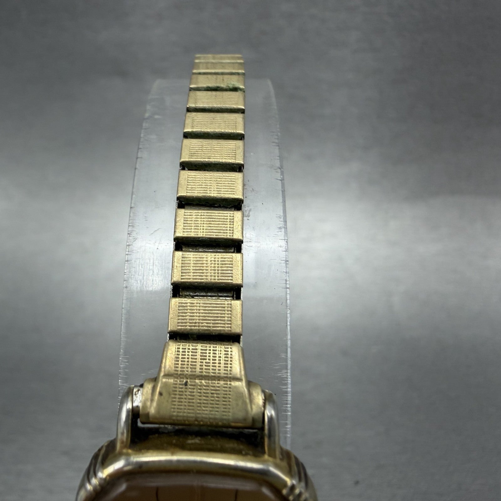 Seiko Watch Women 20mm Champagne Dial Gold Tone Rectangle 54215019 New Battery4