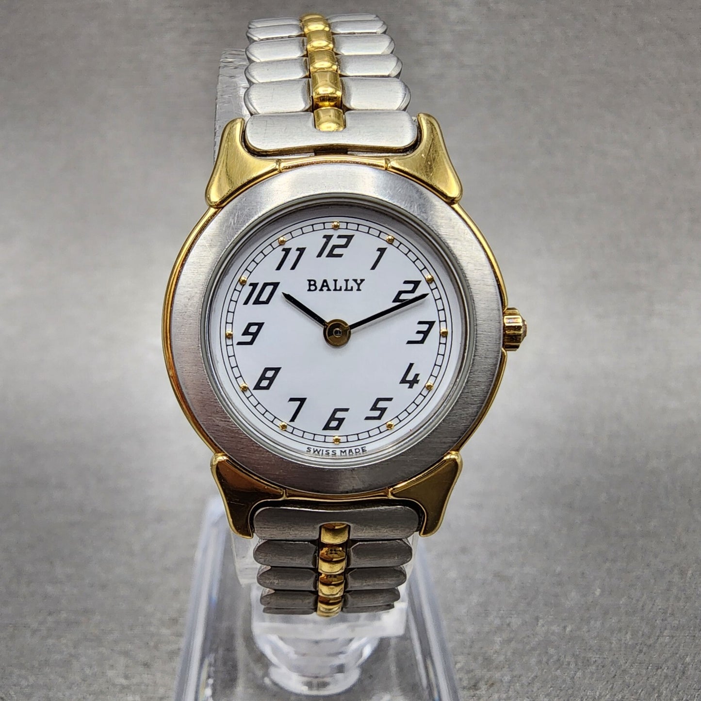 Bally Watch Women 23mm White Dial Two Tone Round 13.01 New Battery W/Box1