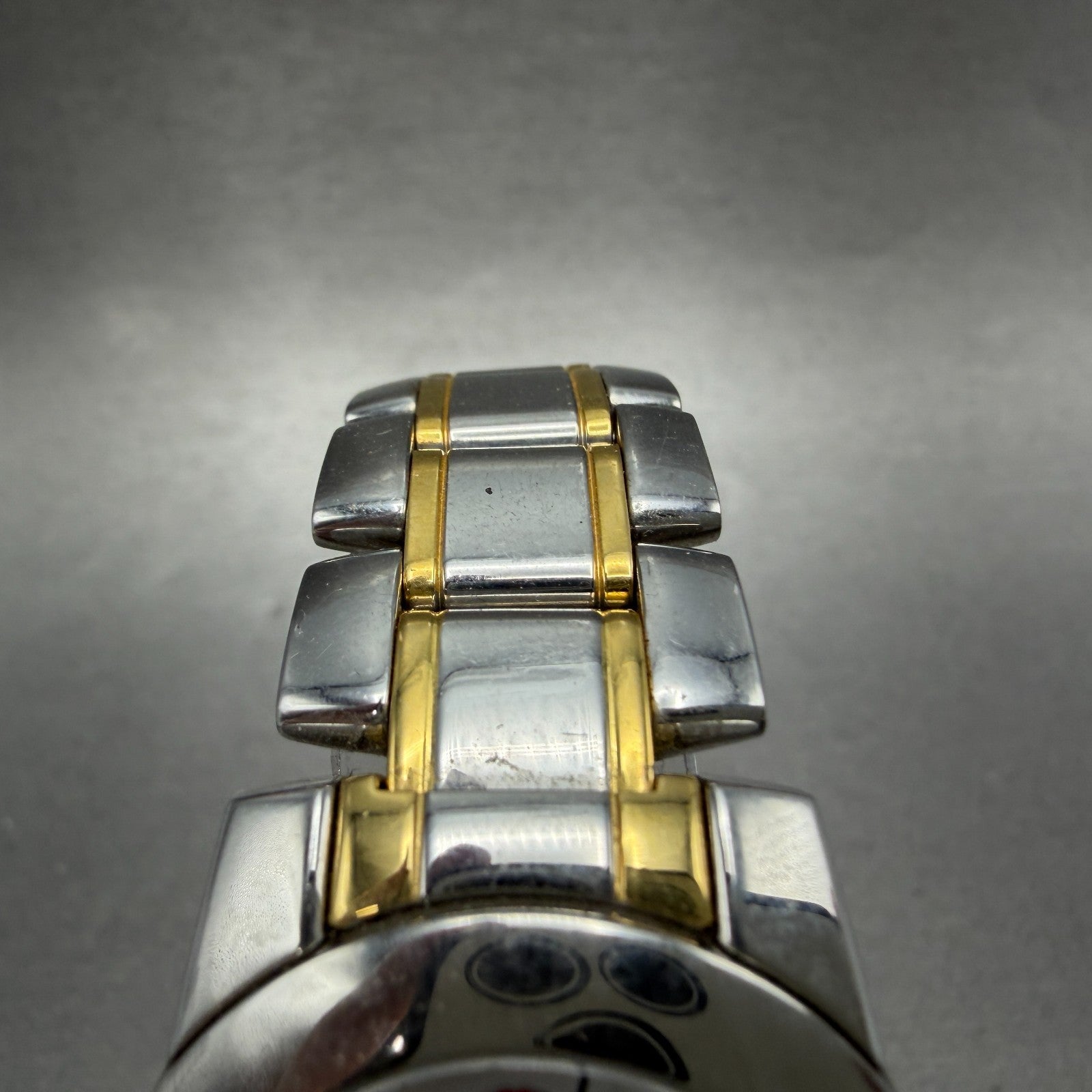Swiss Army Peak Watch Women 30mm White Dial Two Tone Date Round Victorinox PARTS5