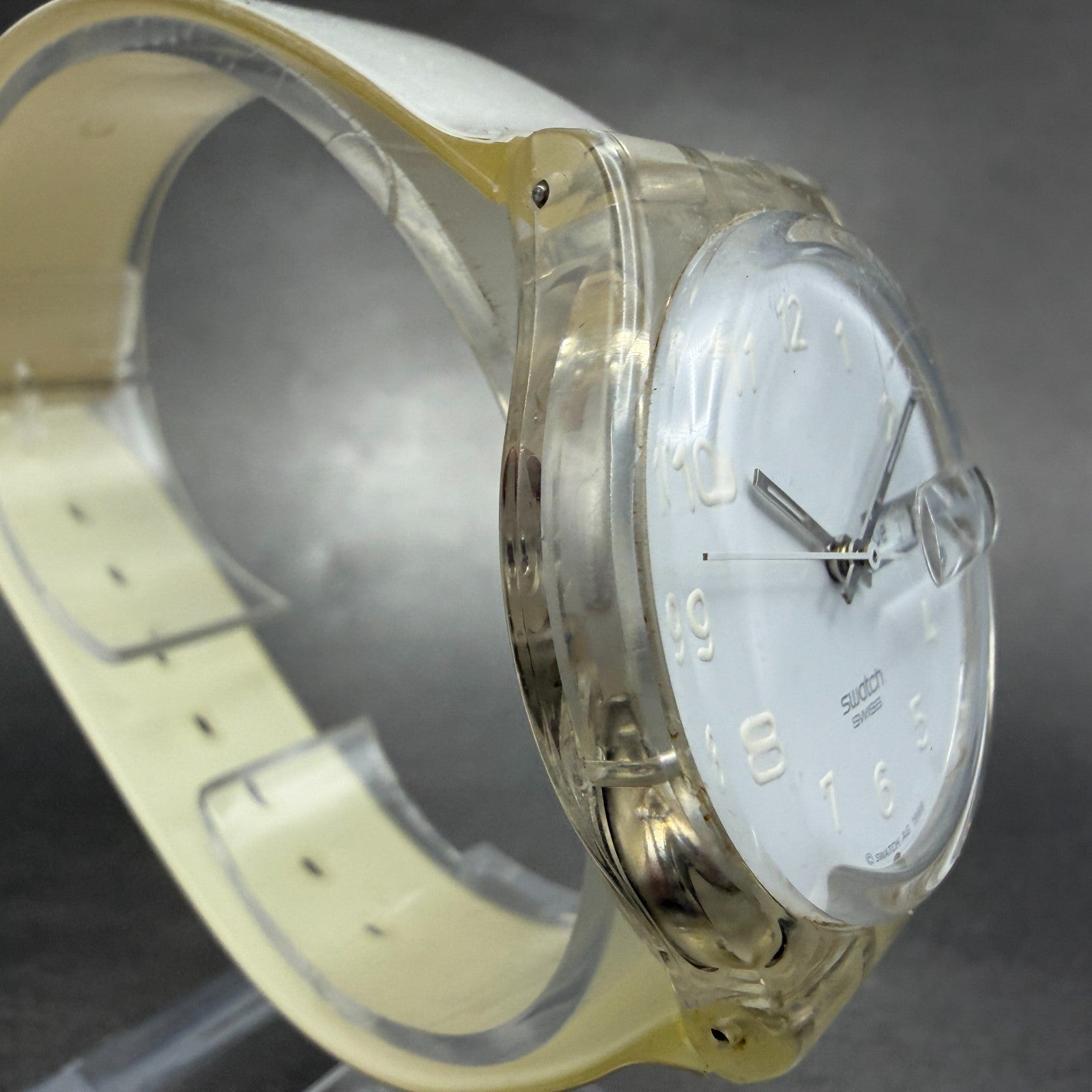 Swatch Snowcovered Watch Men 34mm White Dial Clear Daydate GK733 New Battery3