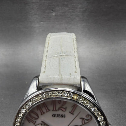 Guess Watch Women 36mm White Dial Silver Tone Daydate Round G86021L New Battery4