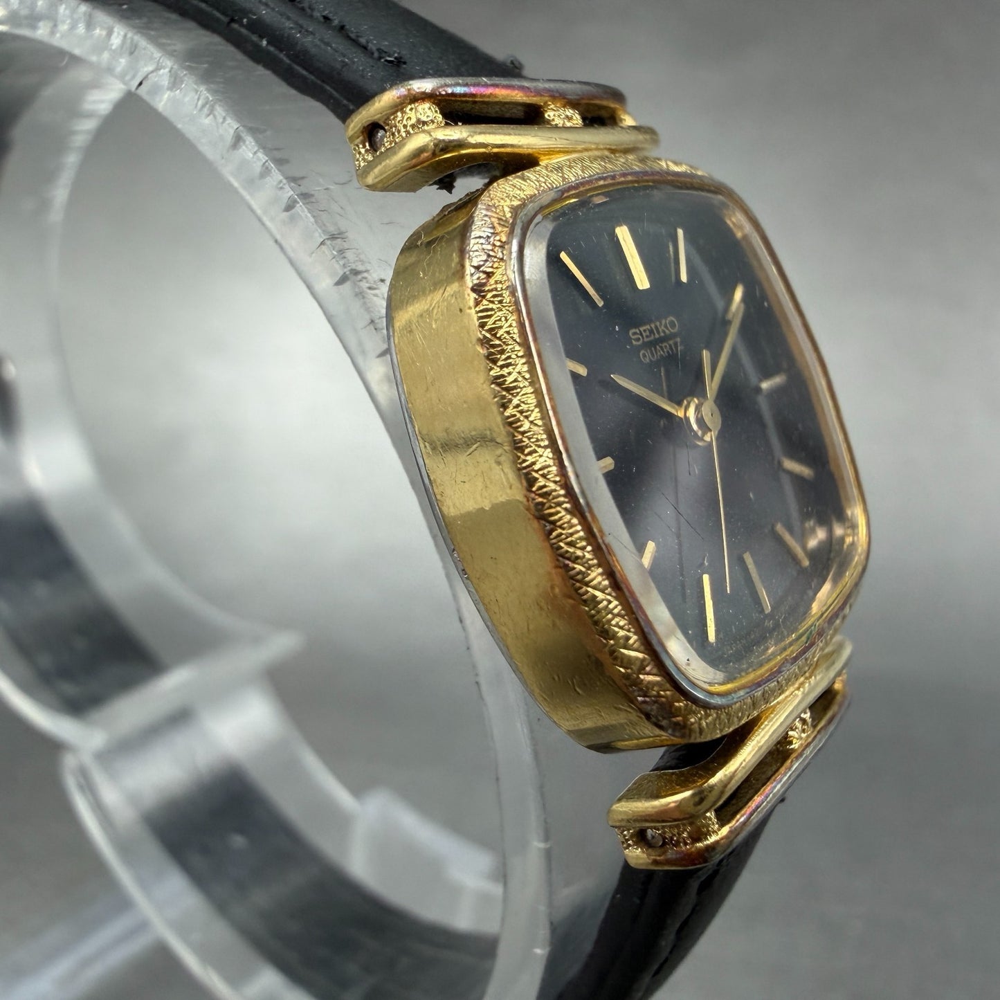 Seiko Watch Women 21mm Black Dial gold Tone Rectangle 1421-5110 New Battery3