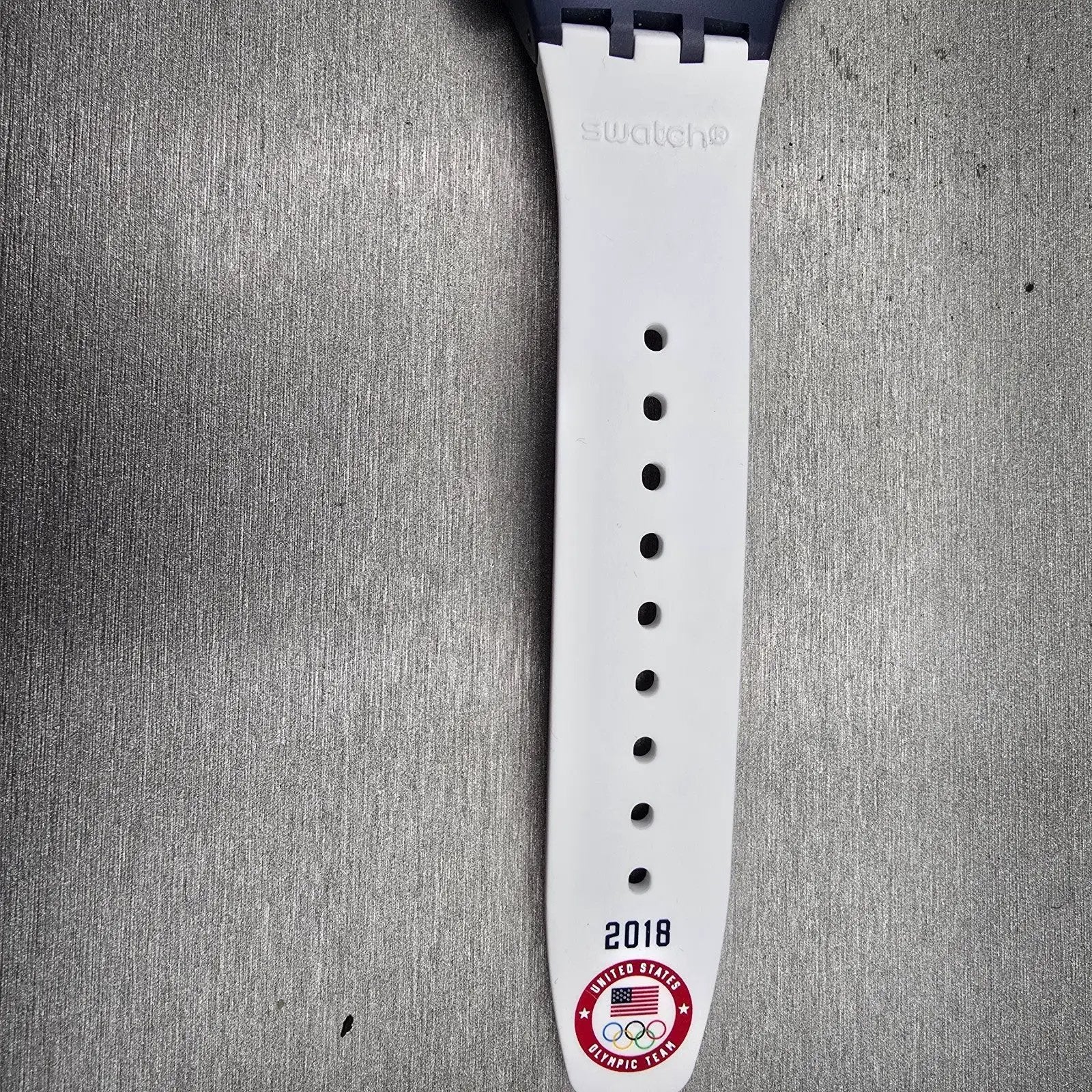 Swatch Free & Brave Chronograph Watch Men White Dial Blue Date SUSZ401 New Batt312
