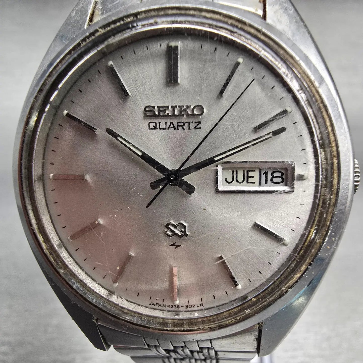 Seiko SQ Watch Men 36mm Silver Dial Silver Tone Daydate Round 4336-8089 New Batt1