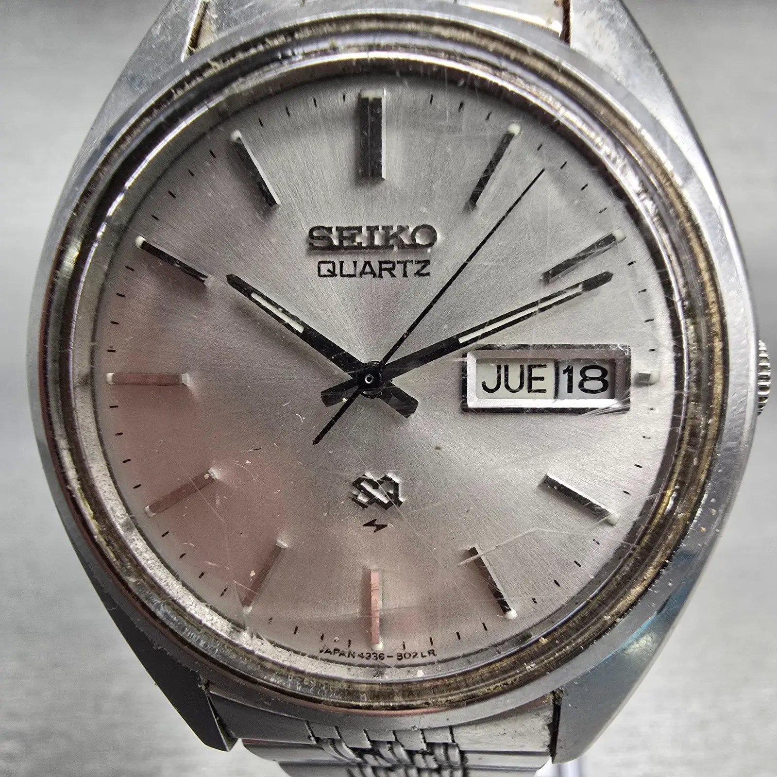 Seiko SQ Watch Men 36mm Silver Dial Silver Tone Daydate Round 4336-8089 New Batt1